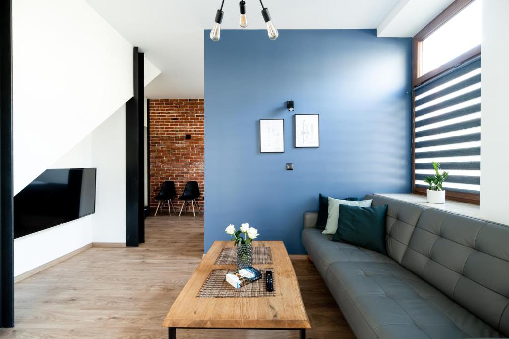 NEO UNIQUE & BRIGHT Apartments, FREE PARKING, 15min Old Town & Kazimierz - by Homelike Krakow - 5