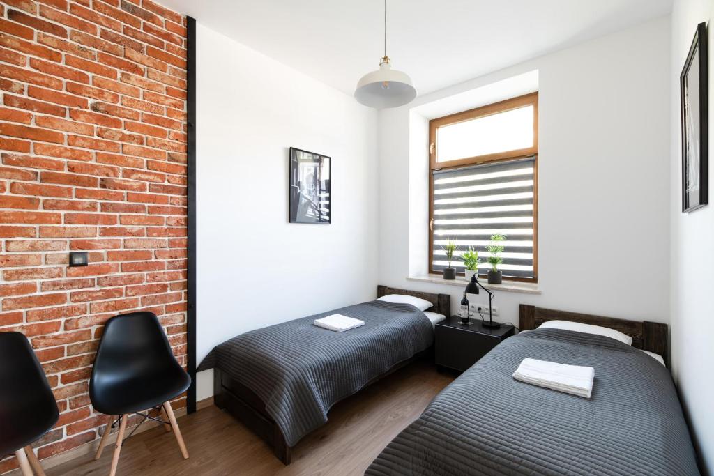NEO UNIQUE & BRIGHT Apartments, FREE PARKING, 15min Old Town & Kazimierz - by Homelike Krakow - 19