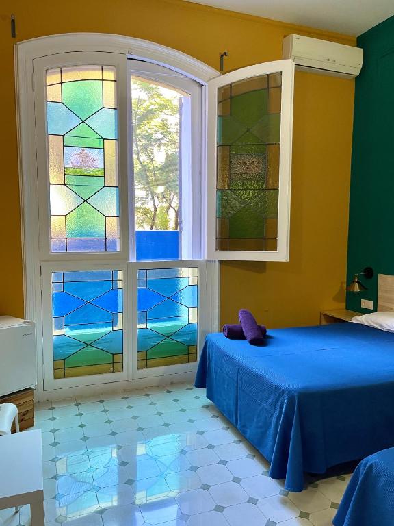 Postel nebo postele na pokoji v ubytování Hostel Friends Barcelona