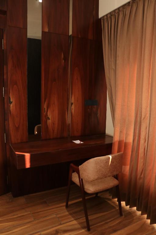 Fotografie z fotogalerie ubytování Hotel Rudra Royals v destinaci Širdi