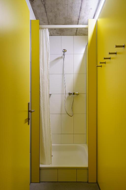 Backpackers Villa Sonnenhof - Hostel Interlaken - Resim 34