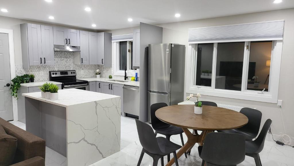 JstLikeHome - Serenity Suites & Guesthouse - Resim 44