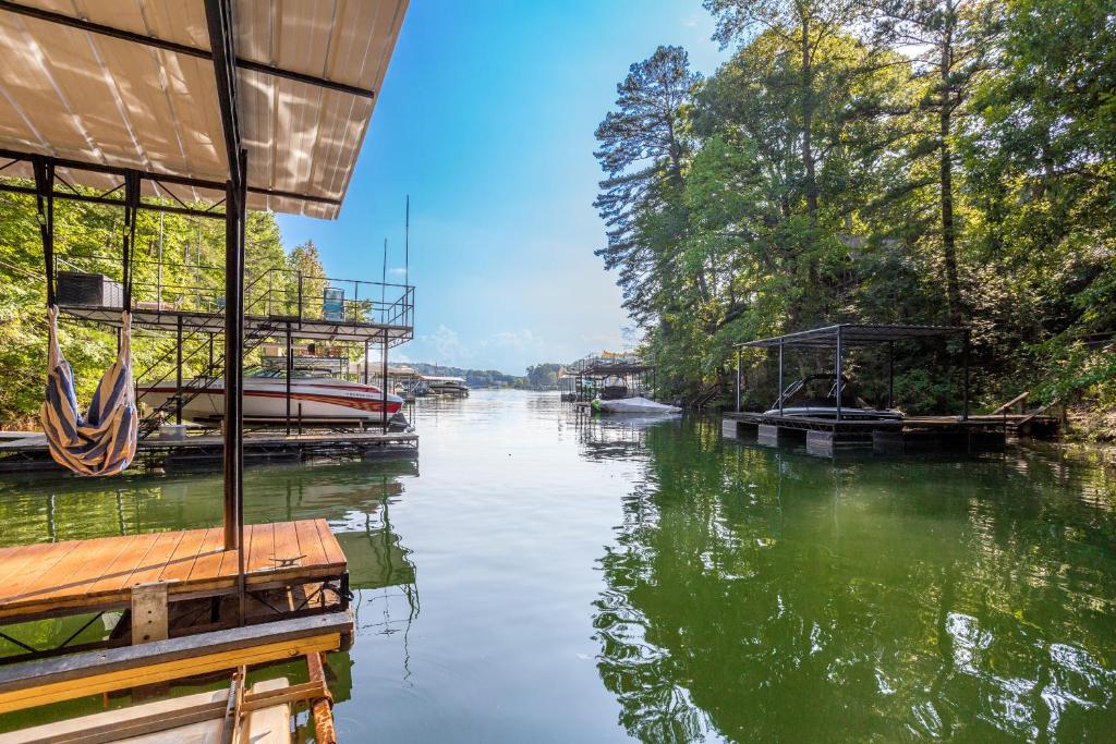 Hideaway Cove on Lake Lanier!, Murrayville (precios actualizados 2024)