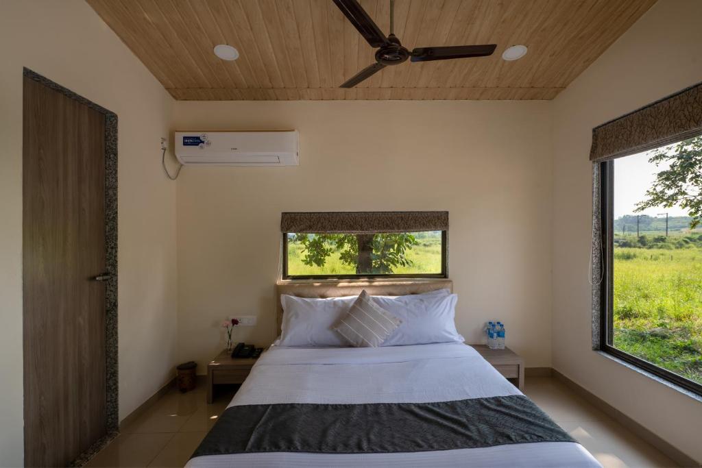 HillRock Resort & Villas, Neral-Karjat - Cottage