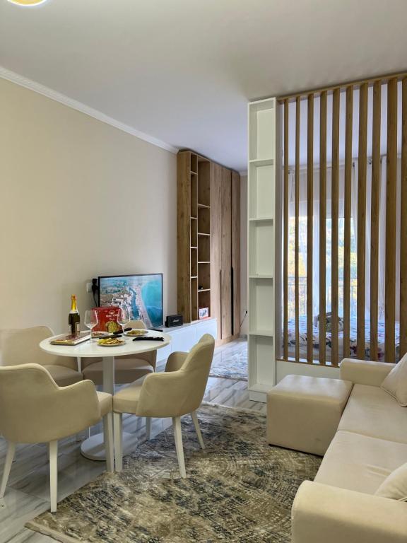 Lucky Apartament Luxury Panorama - Image 4