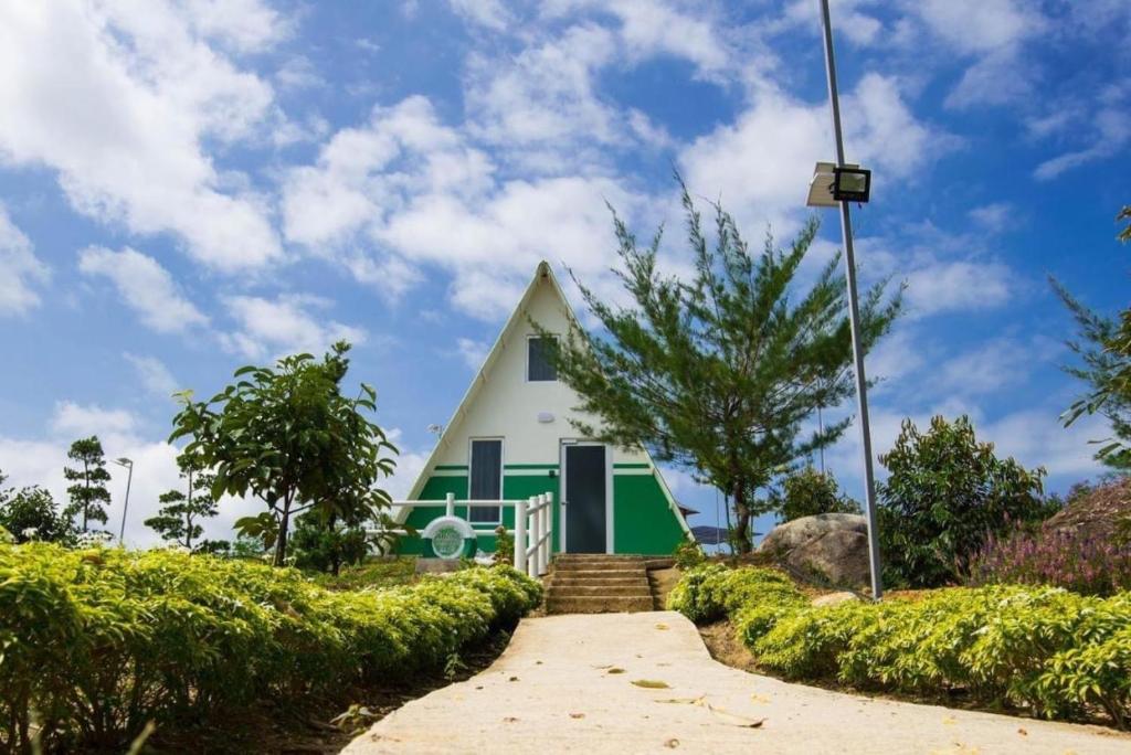 Zahrada ubytování Durian Ecolodge