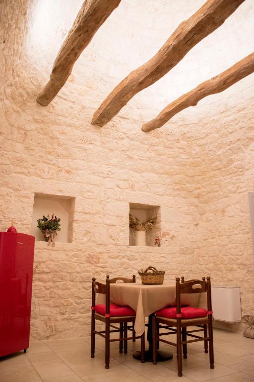 A seating area at I trulli di Nonno Battista