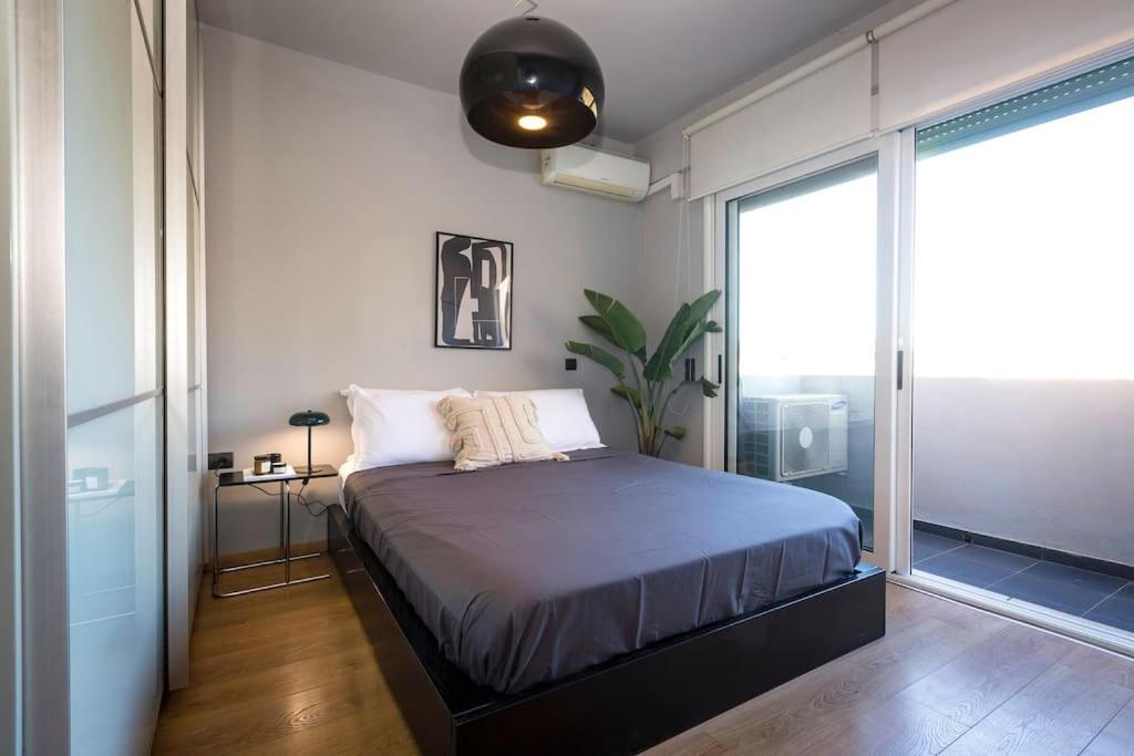 Urban F House - Two-Bedroom House