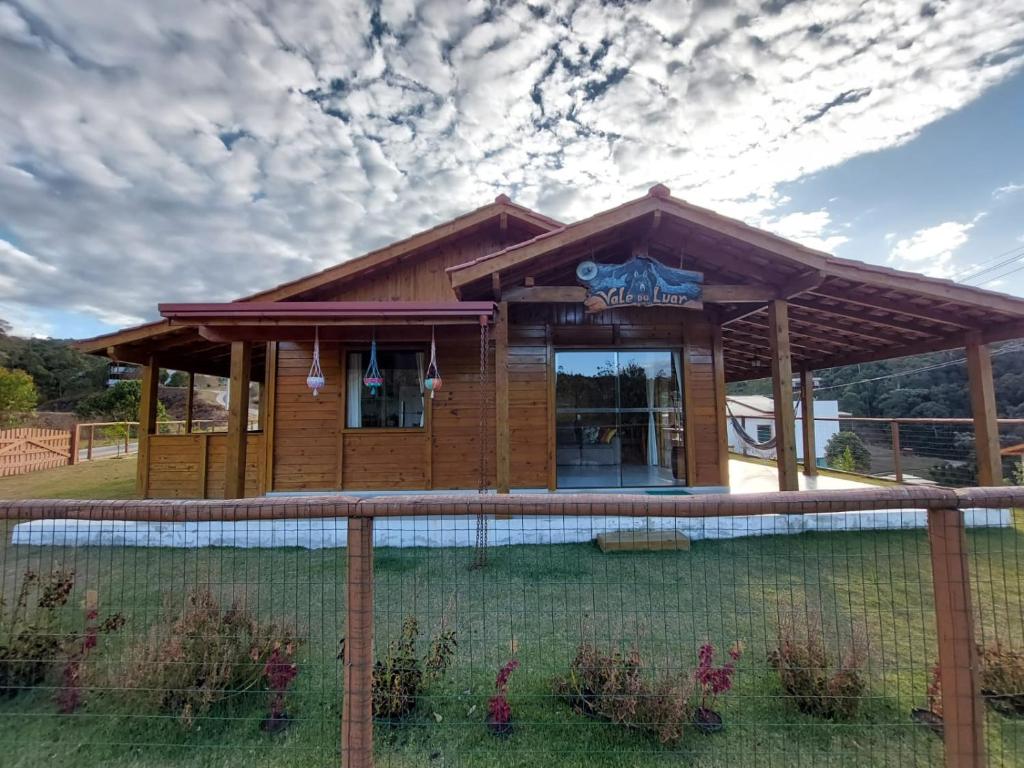 Budova, kde se prázdninový dům nachází