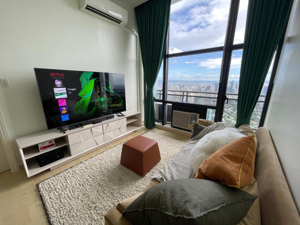 Spacious Penthouse at The Gramercy
