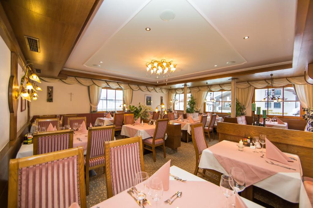 Veitingastaður eða matsölustaður á Hotel Cresta
