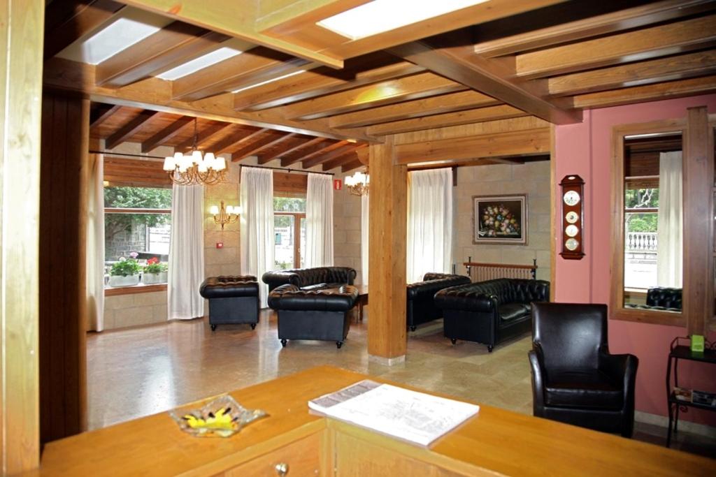 Posezení v ubytování Hotel Villa de Canfranc