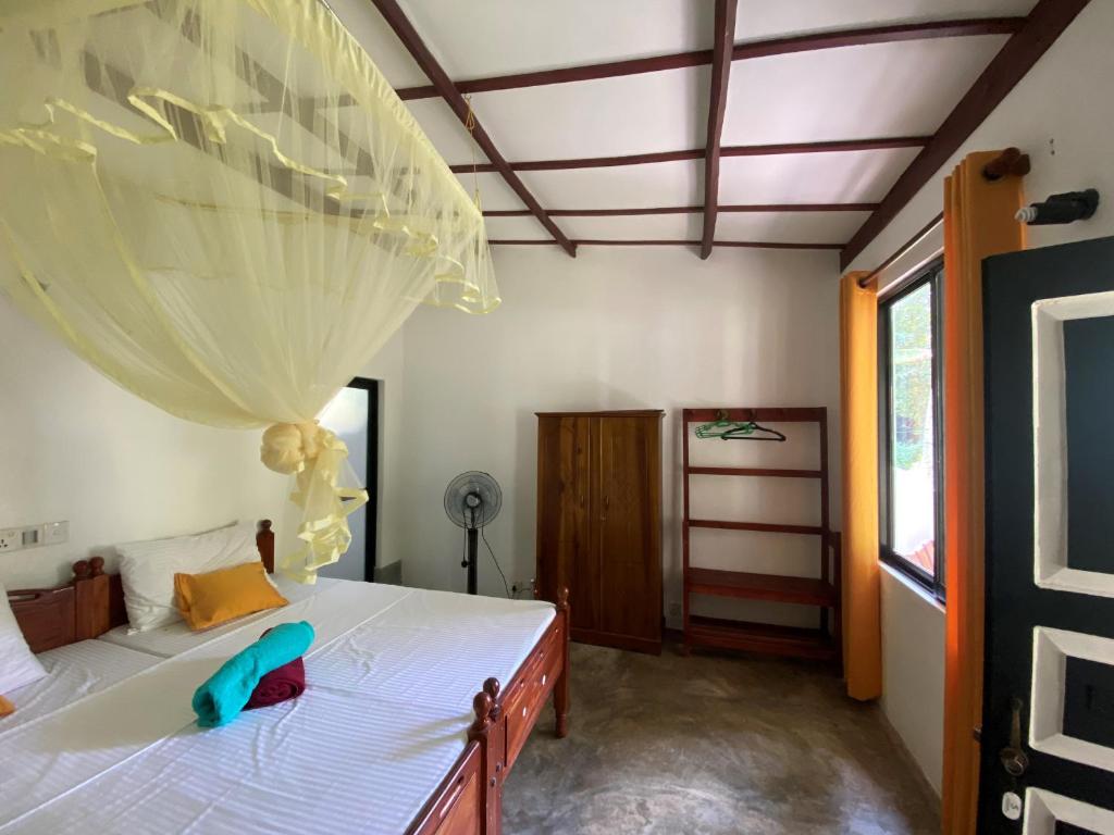 Nature Villa Unawatuna - Habitación Triple Con Vista Al Jardín