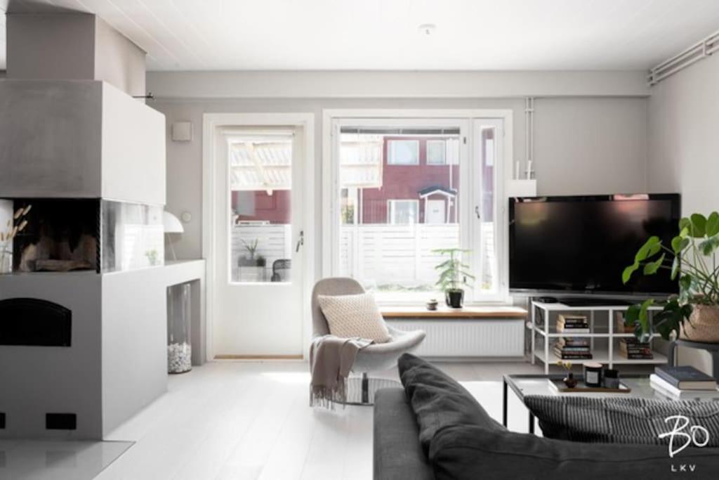 Hieno paritalohuoneisto, oma piha ja autopaikka - Housity