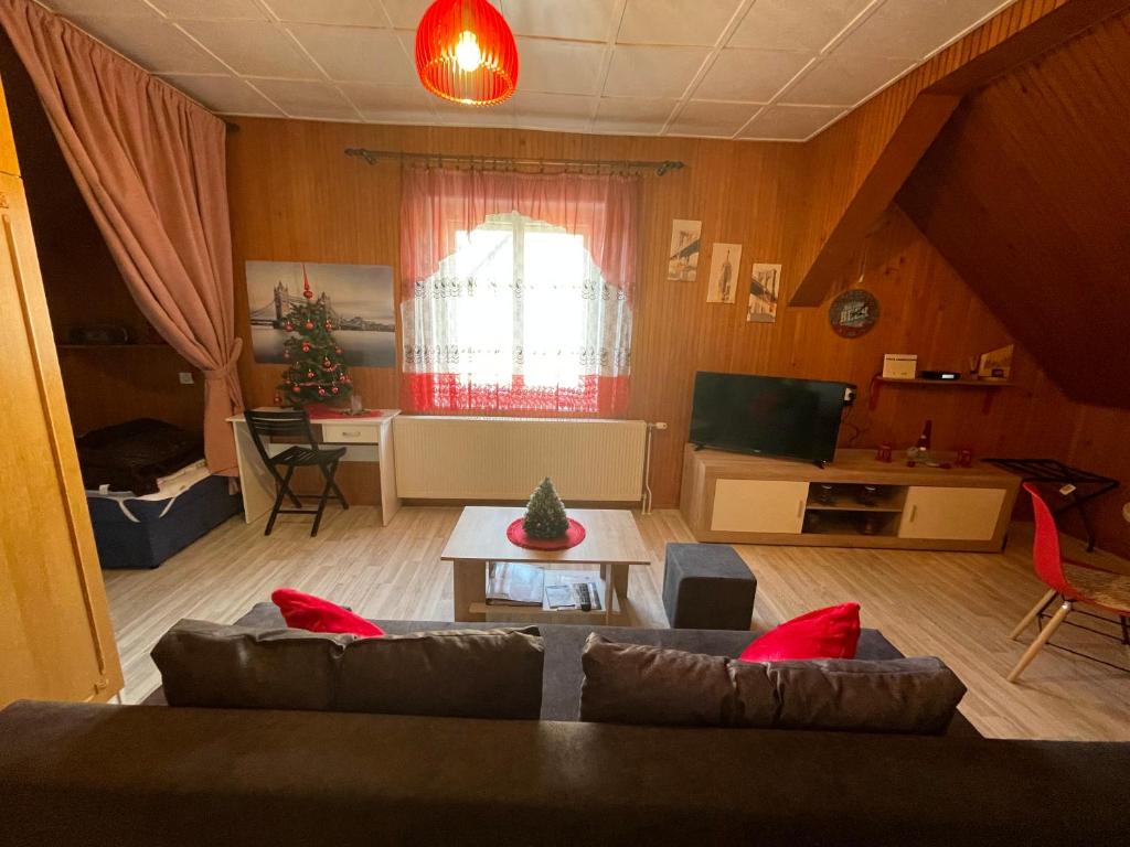 Posedenie v ubytovaní Apartmani Poljančić