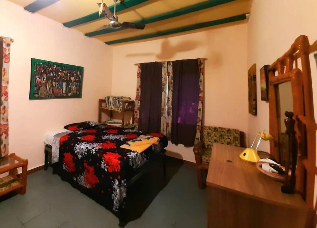 Hotel Casa Sinkinling Gambia - Triple Salle Classique