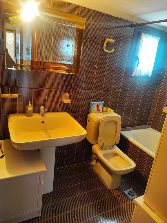Kúpeľňa v ubytovaní Traditional lux mezonete