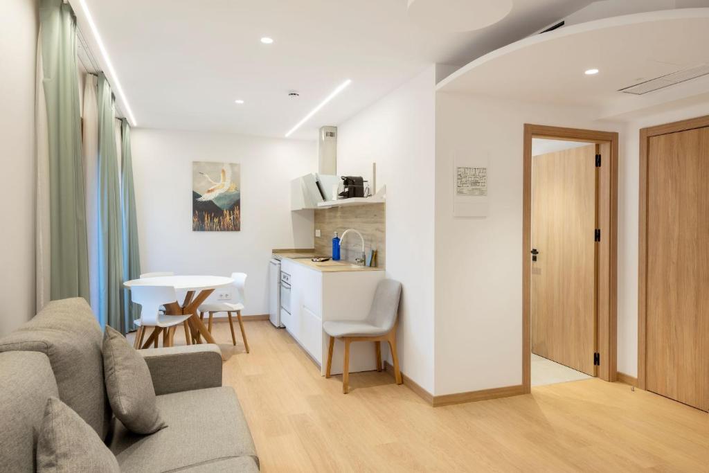 Odyssey Rooms Alicante - Resim 35