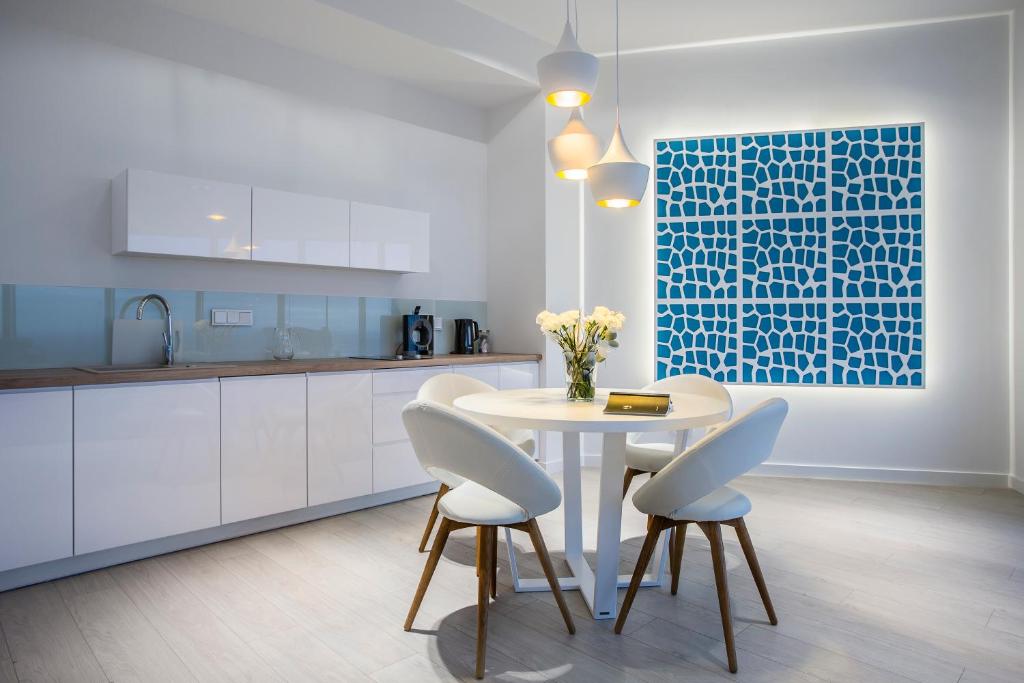 Apartamenty Sky Tower - 12