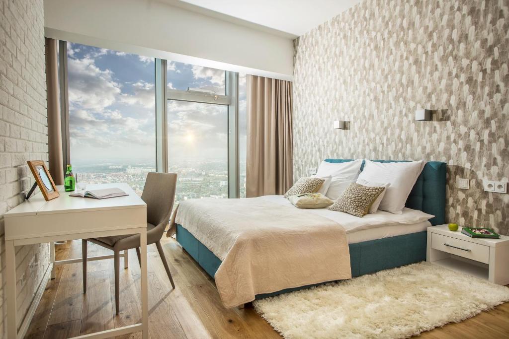 Apartamenty Sky Tower - 2