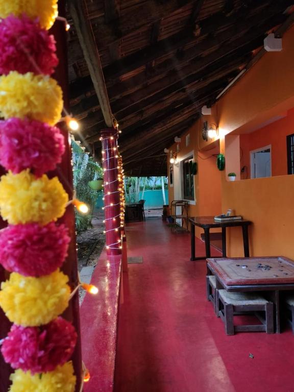 Paradise Vana Vilasa Homestay with Swimming pool - 带私人游泳池的别墅