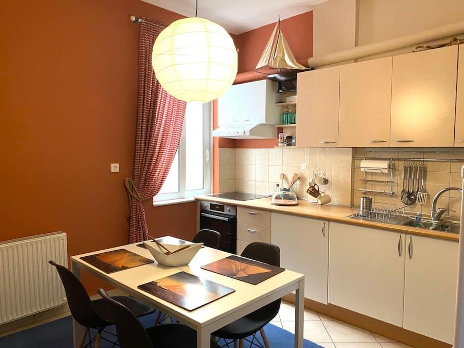 Kuchyňa alebo kuchynka v ubytovaní Central Spacious Apartment 70sqm