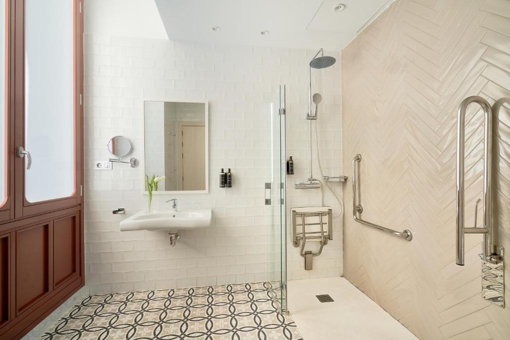 Tandem Soho Suites - 7