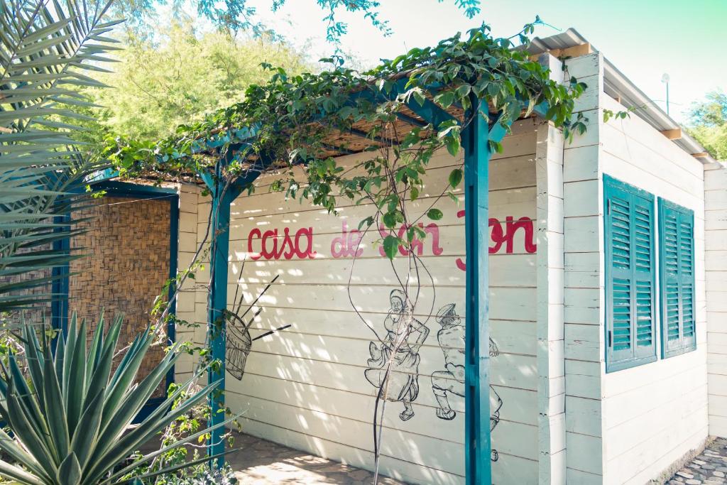 Fotografie z fotogalerie ubytování Casa Madeira v destinaci Porto Novo
