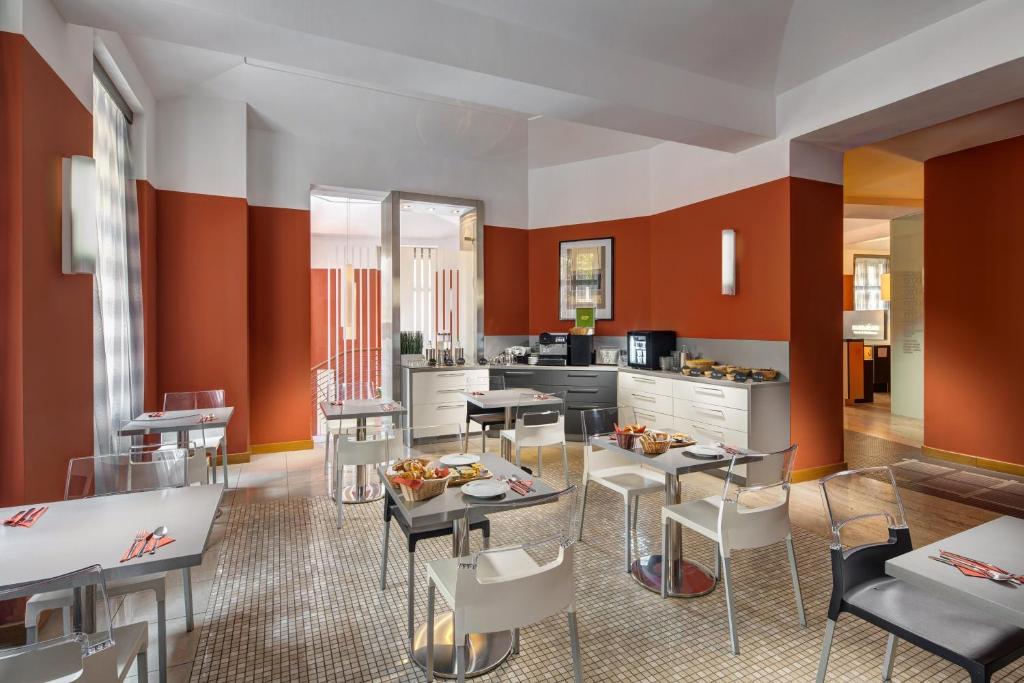 Mamaison Residence Belgická Prague - Resim 22