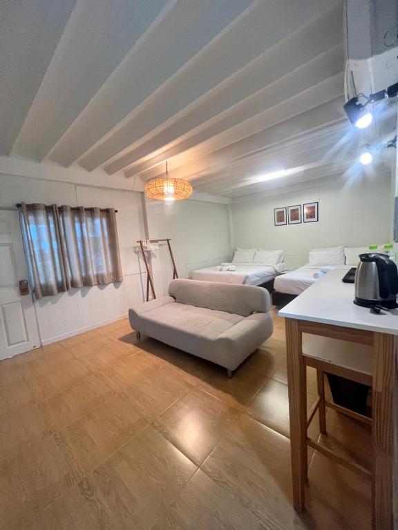 UDEE Cozy Hotel - 16