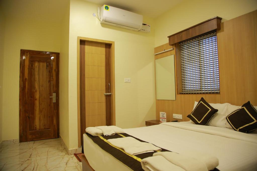 MGS RESIDENCY BODI - Chambre Double De Luxe Avec Lit Supplémentaire