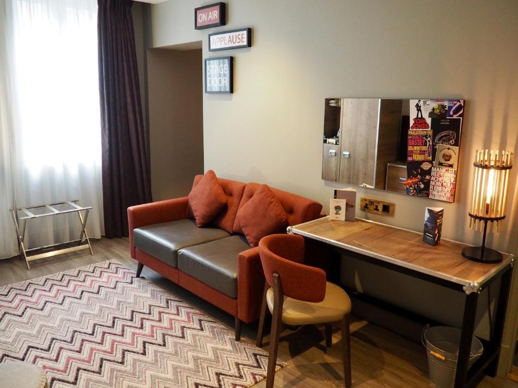 Hotel Indigo - Cardiff by IHG - Resim 6