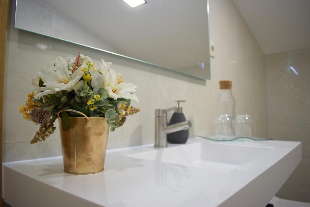 Afonsos House & Rooms - Habitación De Lujo (2 Adultos + 1 Niño)