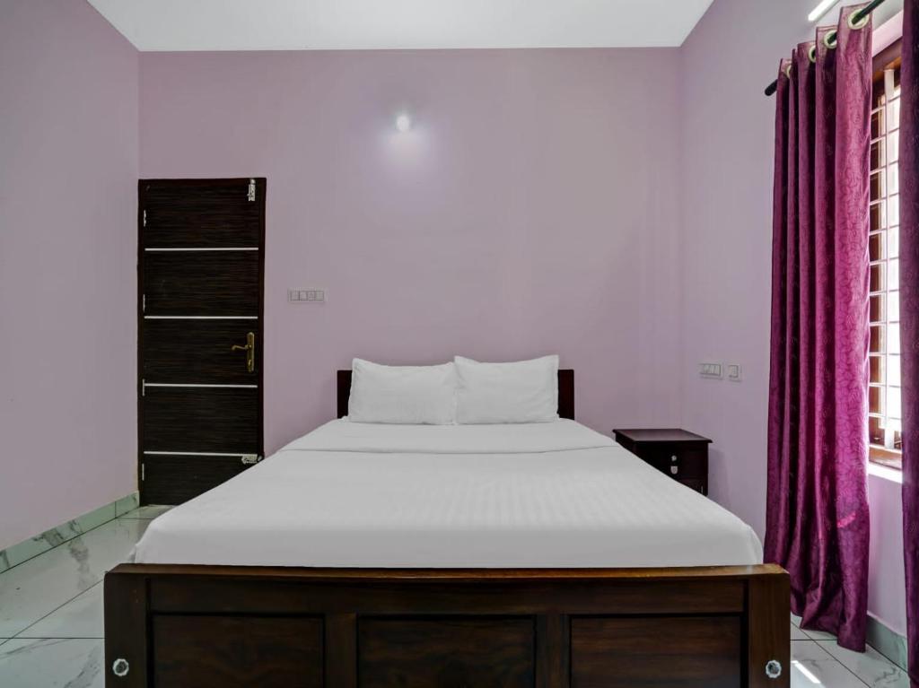 Shalom Palace Residency - Tweepersoonskamer Met Eigen Badkamer