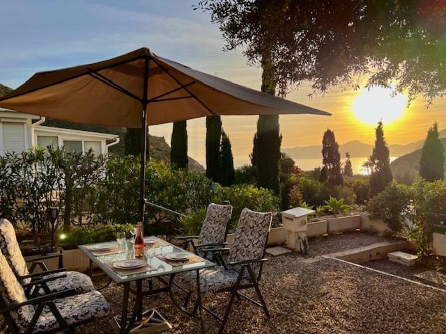 Campings Bungalow Camping naturista El Portus nr 43 Cartagena, Murcia en Portús, Murcia