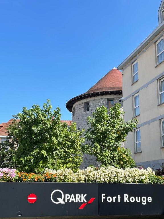 Budova, kde se aparthotel nachází