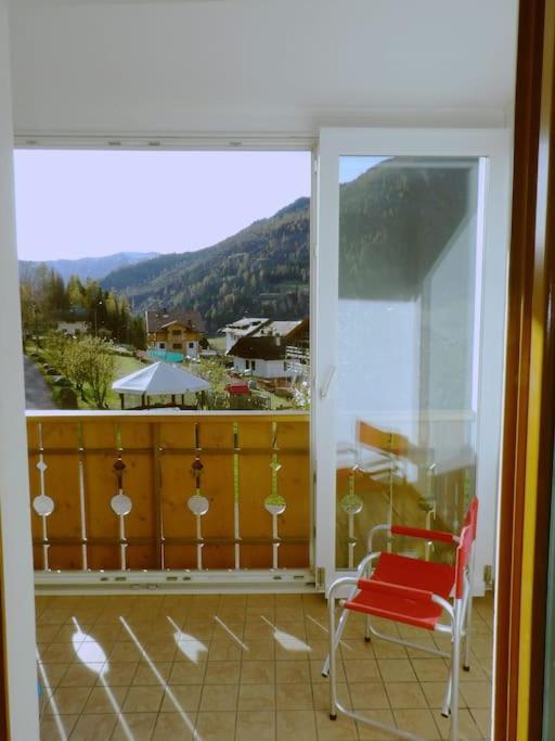 Nespecifikovaný výhled na hory nebo výhled na hory při pohledu z apartmánu