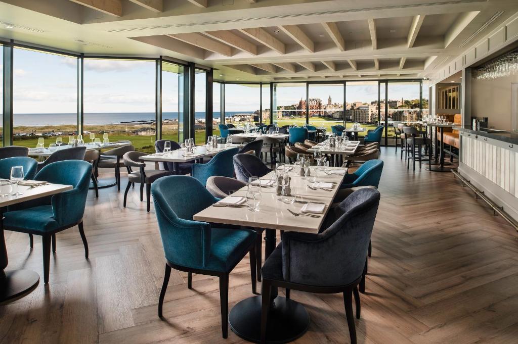 Restaurace v ubytování Old Course Hotel St Andrews