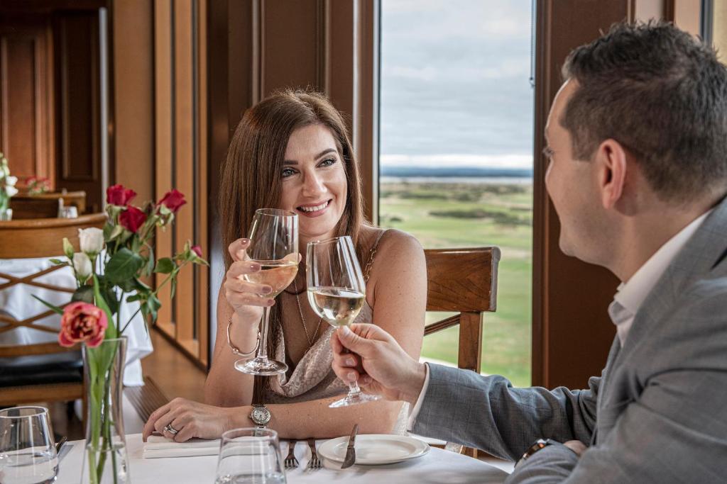 Nápoje v ubytování Old Course Hotel St Andrews