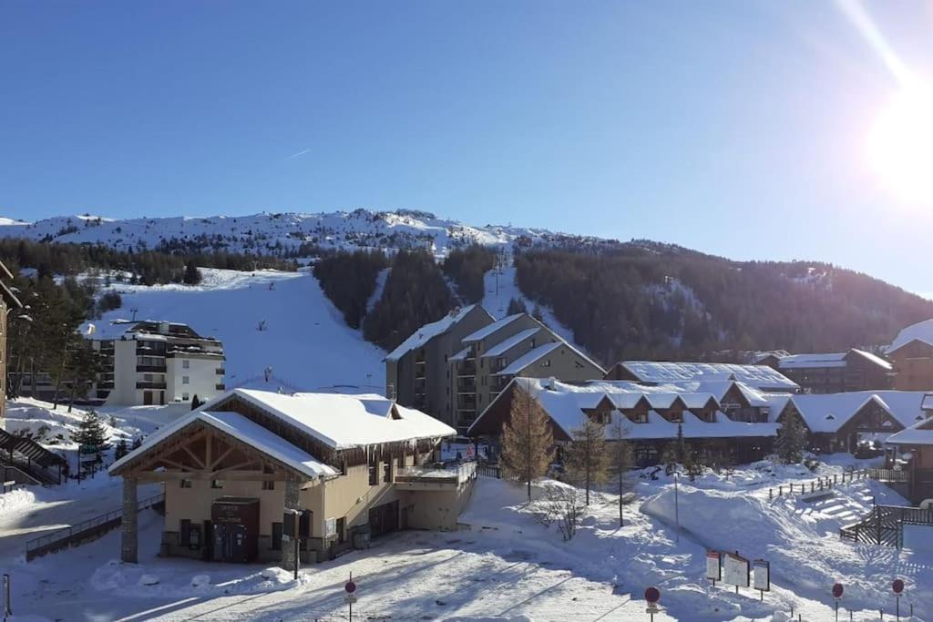 Photo de la galerie de l'établissement Superbe appartement La Joue du Loup centre, 6 personnes, avec parking privé, à Saint-Étienne-en-Dévoluy