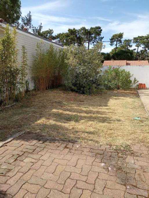 Zahrada ubytování 400m de la plage Maison 3 chambres avec jardin