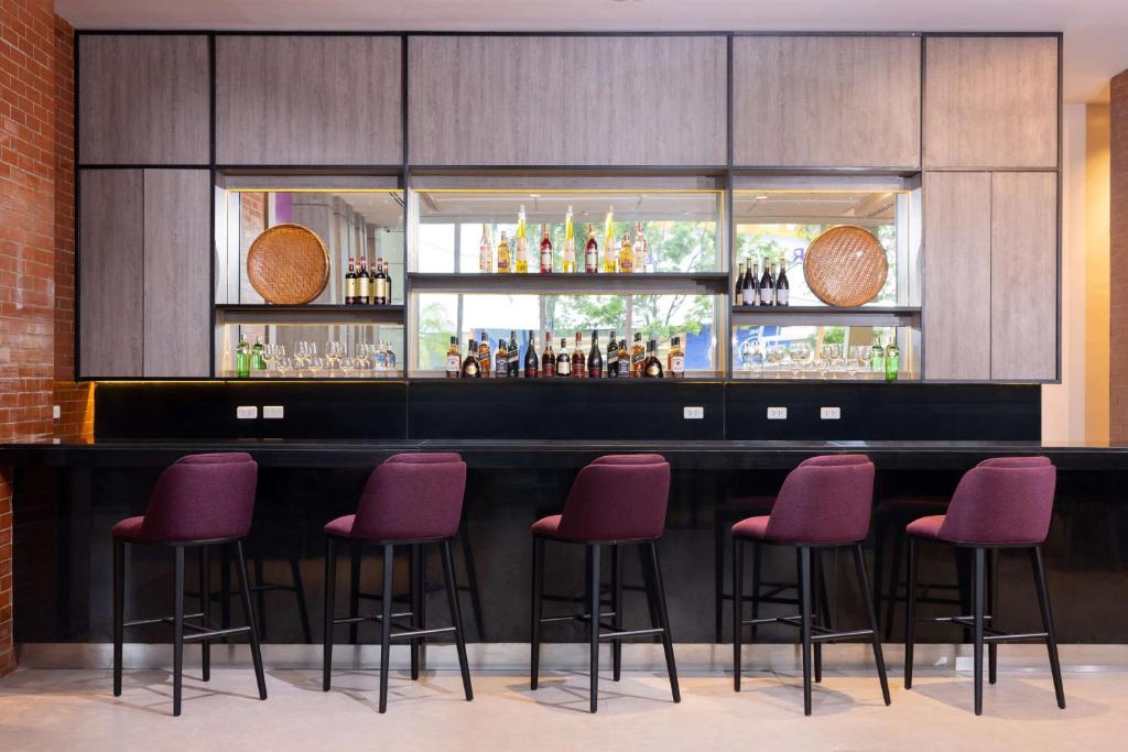 Lounge nebo bar v ubytování Park Inn by Radisson Davao