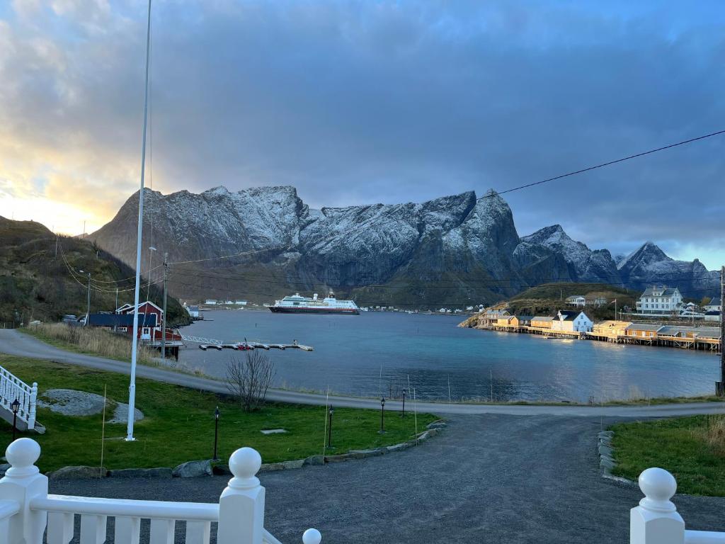 Rostad Retro Rorbuer - Chalet