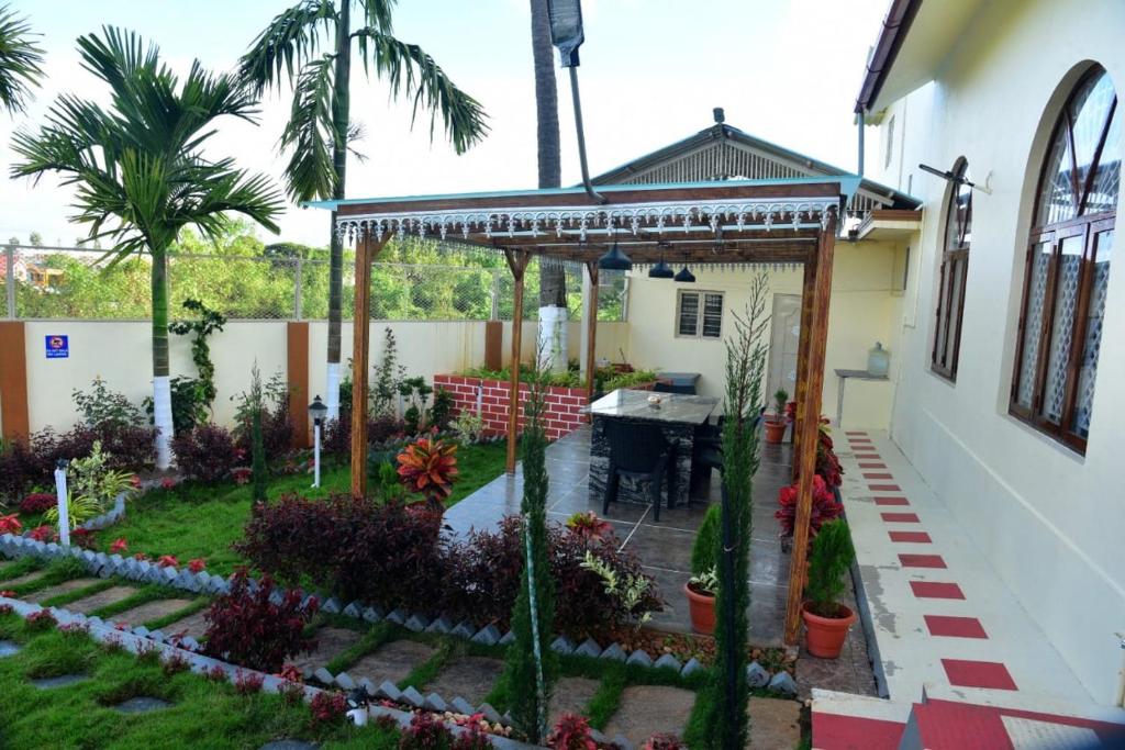 PEACE CUBE HOMESTAY