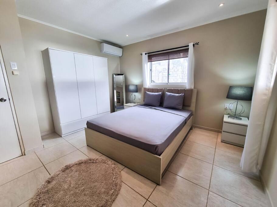 Letto o letti in una camera di Villa With Pool and Sea View