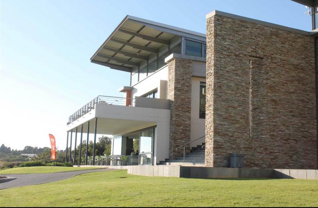 Furnished Golf Estate Apartments, Roodepoort (updated prices 2024)