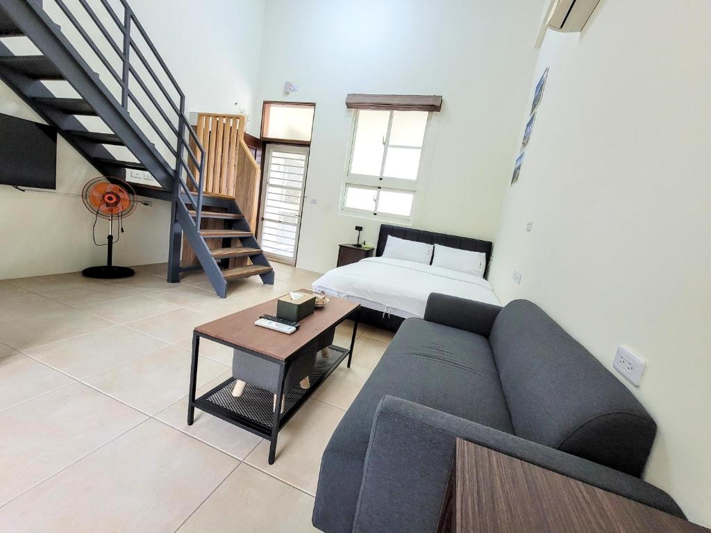 Yuzhou Garden B&B - 双工四连房房间
