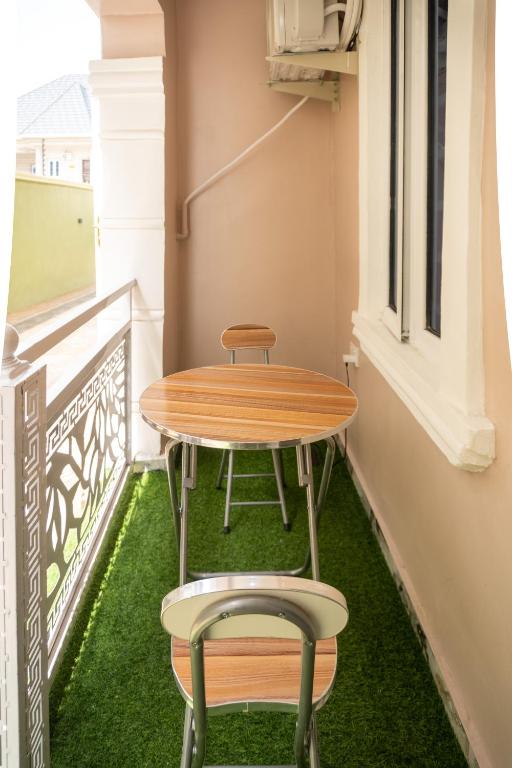 AmuwoLakeview 2-Bed-Apt With Amazing Views In Every Direction的相册照片