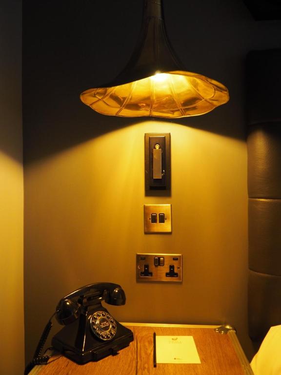 Hotel Indigo - Cardiff by IHG - Resim 33