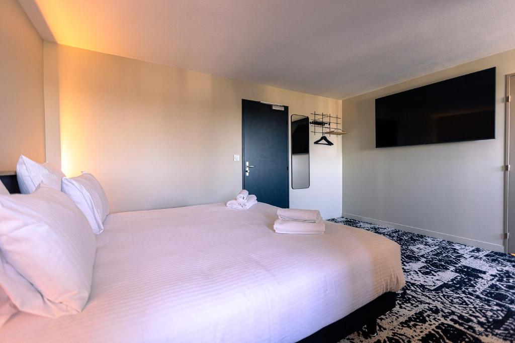 Logis Hôtel & Restaurant Le Vert Bocage - Superior Double Room